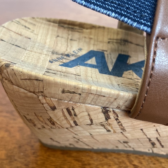 NWOT Anne Klein Sport cork heel 8 1/2 - Picture 9 of 11